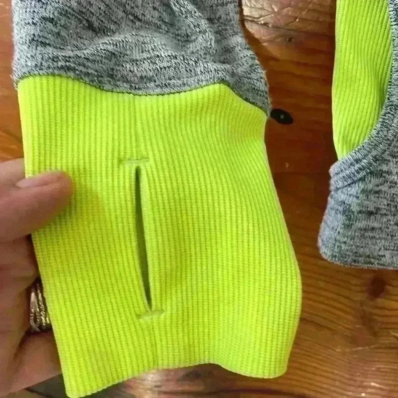 RBX Womens Gray  Fluorescent Yellow Turtleneck Sweatshirt Kangaroo Pocket Size S - Picture 4 of 6